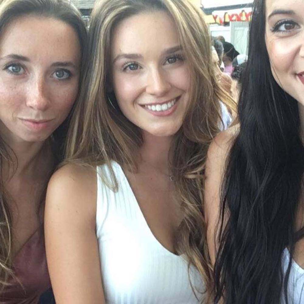 Meet your Posher, Brooke